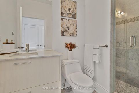 Photo 6 at 301 - 10360 Islington Avenue, Kleinburg, Vaughan