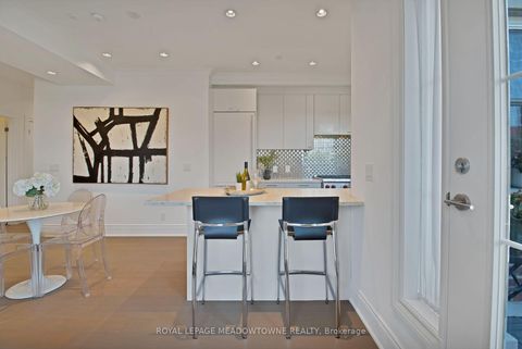 Photo 19 at 301 - 10360 Islington Avenue, Kleinburg, Vaughan