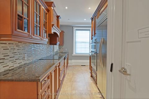 Photo 34 at 301 - 10360 Islington Avenue, Kleinburg, Vaughan