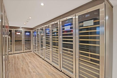 Photo 35 at 301 - 10360 Islington Avenue, Kleinburg, Vaughan