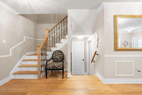 Photo 2 at 62 Kalmar Crescent, Oak Ridges, Richmond Hill