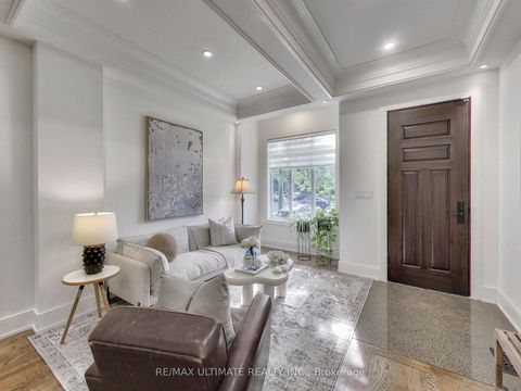 Photo 2 at 35 Fleming Crescent, Leaside, Toronto