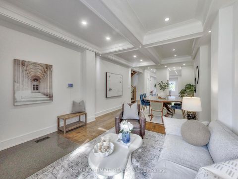 Photo 4 at 35 Fleming Crescent, Leaside, Toronto