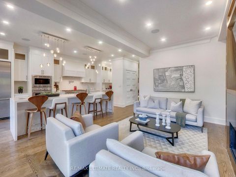 Photo 20 at 35 Fleming Crescent, Leaside, Toronto