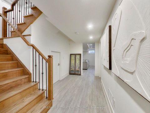 Photo 36 at 35 Fleming Crescent, Leaside, Toronto