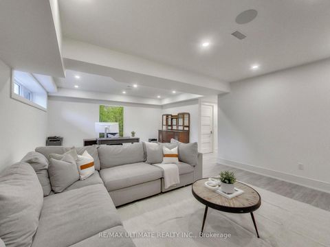 Photo 39 at 35 Fleming Crescent, Leaside, Toronto