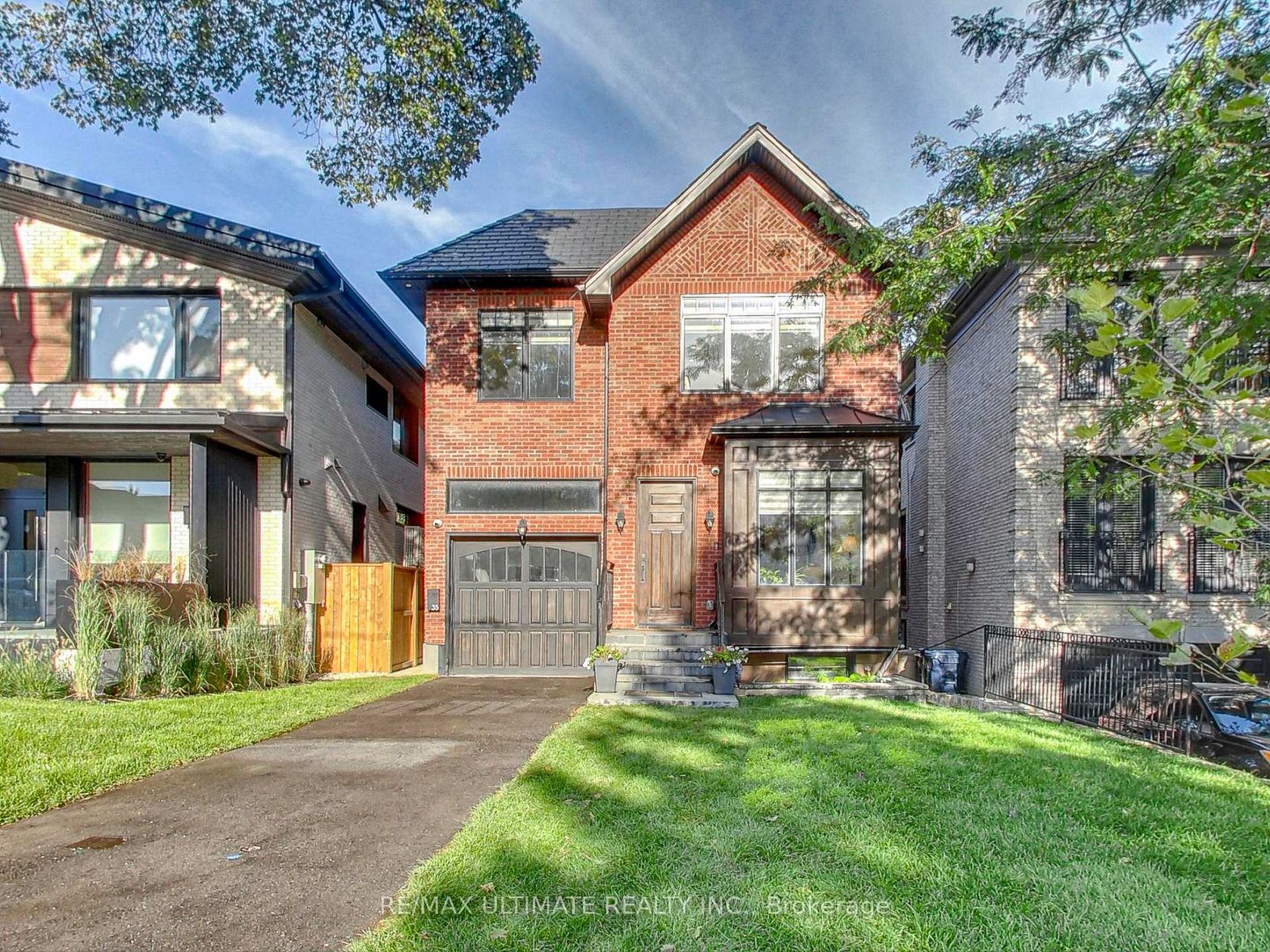 35 Fleming Crescent, Leaside, Toronto 