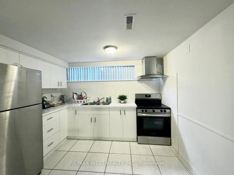 Photo 17 at 25 Bimini Crescent, Black Creek, Toronto
