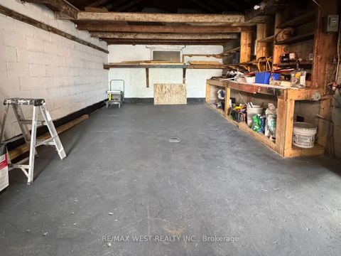 Photo 26 at 25 Bimini Crescent, Black Creek, Toronto