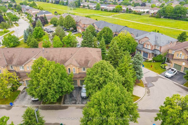 Photo 0 at 35 - 2871 Darien Road, Rose, Burlington
