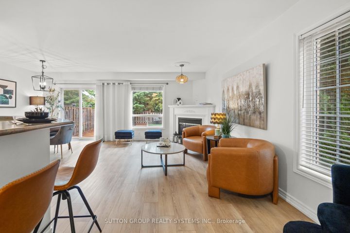 Photo 13 at 35 - 2871 Darien Road, Rose, Burlington