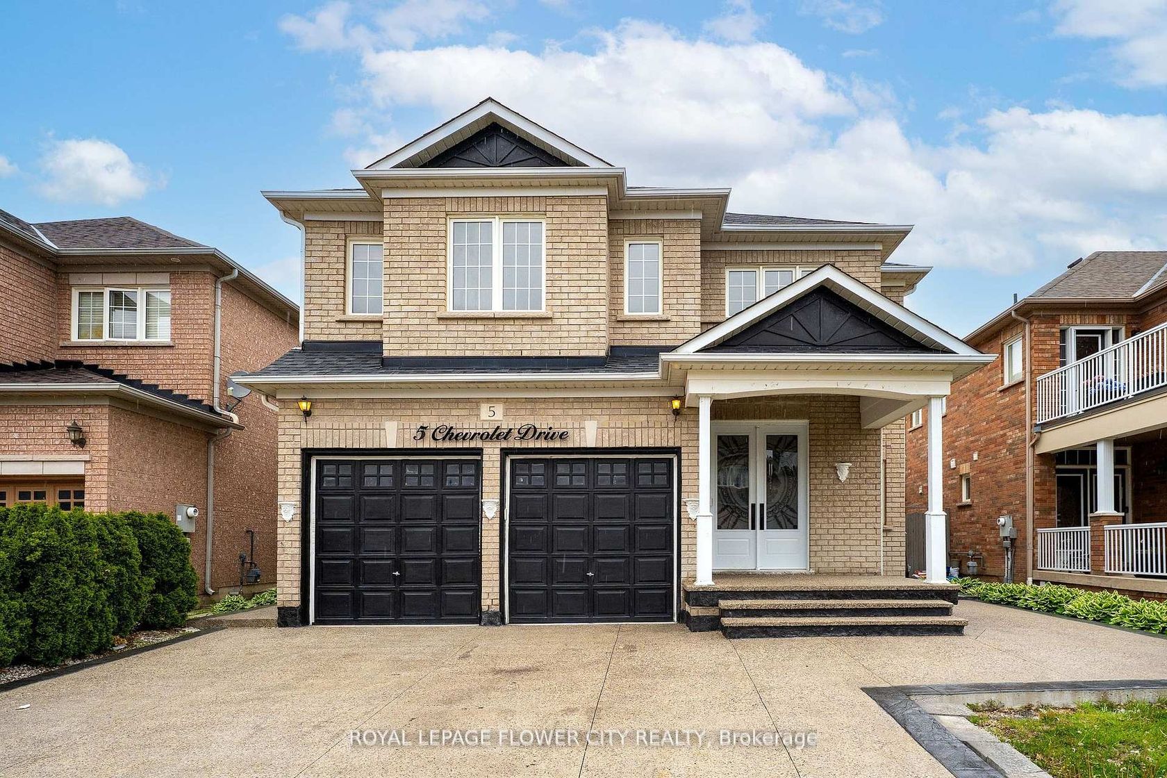 5 Chevrolet Drive, Fletcher's Meadow, Brampton 2