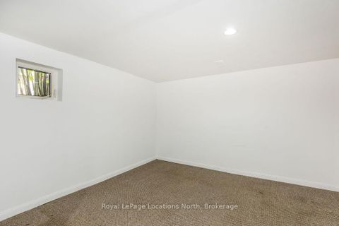 Photo 33 at 37 Ross Street, Sunnidale, Barrie
