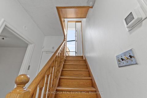 Photo 23 at 415 Crawford Street, Little Italy, Toronto