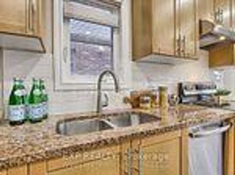 Photo 3 at 41 Deneb Street, Ardagh, Barrie