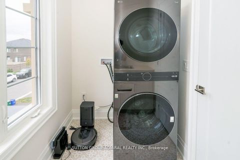 Photo 28 at 42 Solar Street, Observatory, Richmond Hill Photo 28 at 42 Solar Street, Observatory, Richmond Hill