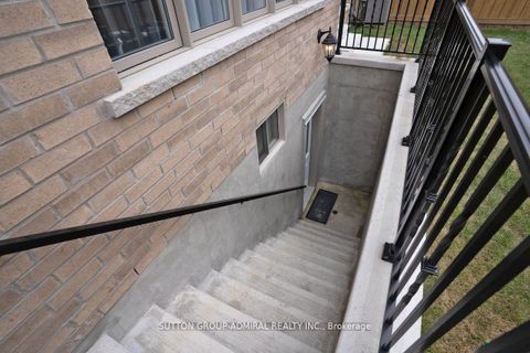 Photo 40 at 42 Solar Street, Observatory, Richmond Hill