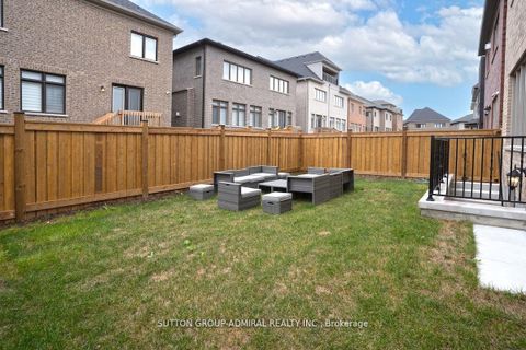 Photo 46 at 42 Solar Street, Observatory, Richmond Hill Photo 46 at 42 Solar Street, Observatory, Richmond Hill