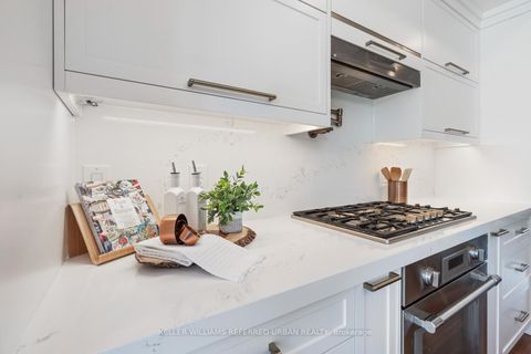 Photo 12 at 404 Delaware Avenue, Junction, Toronto