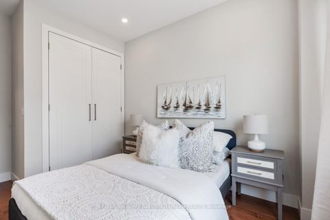 Photo 33 at 404 Delaware Avenue, Junction, Toronto