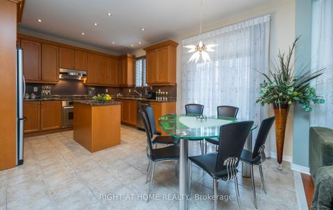 Photo 5 at 84 Verdi Road, Oak Ridges, Richmond Hill Photo 5 at 84 Verdi Road, Oak Ridges, Richmond Hill