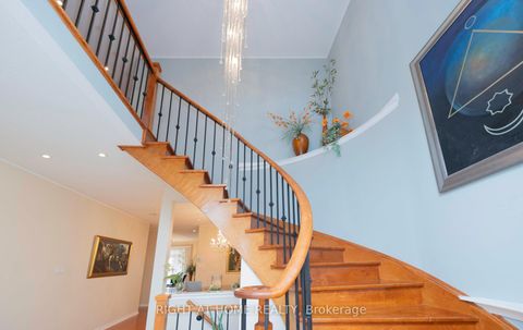 Photo 8 at 84 Verdi Road, Oak Ridges, Richmond Hill