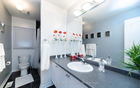 Photo 12 at 84 Verdi Road, Oak Ridges, Richmond Hill Photo 12 at 84 Verdi Road, Oak Ridges, Richmond Hill