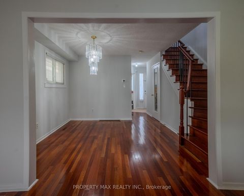 Photo 5 at 52 Whispering Willow Pathway, Malvern, Toronto Photo 5 at 52 Whispering Willow Pathway, Malvern, Toronto