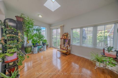 Photo 11 at 52 Whispering Willow Pathway, Malvern, Toronto