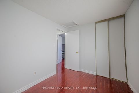 Photo 19 at 52 Whispering Willow Pathway, Malvern, Toronto Photo 19 at 52 Whispering Willow Pathway, Malvern, Toronto