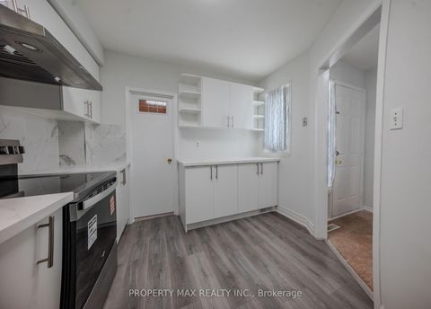 Photo 22 at 52 Whispering Willow Pathway, Malvern, Toronto Photo 22 at 52 Whispering Willow Pathway, Malvern, Toronto