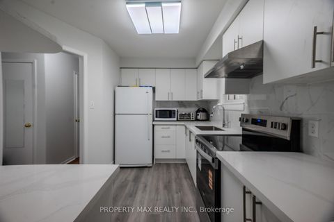 Photo 23 at 52 Whispering Willow Pathway, Malvern, Toronto Photo 23 at 52 Whispering Willow Pathway, Malvern, Toronto