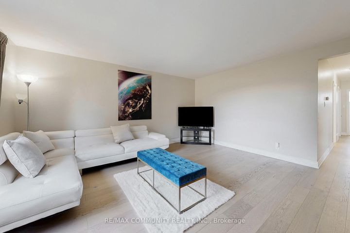 Photo 5 at 855 Zator Avenue, Bay Ridges, Pickering
