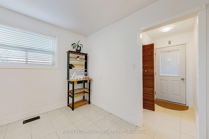 Photo 9 at 855 Zator Avenue, Bay Ridges, Pickering