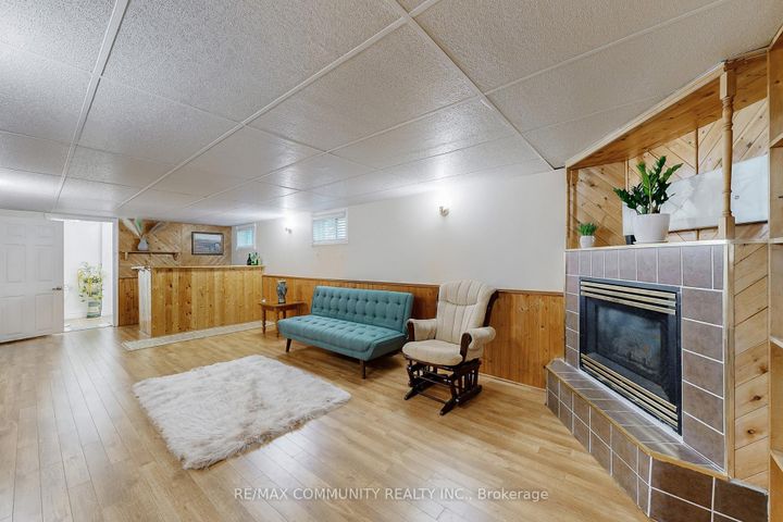 Photo 21 at 855 Zator Avenue, Bay Ridges, Pickering