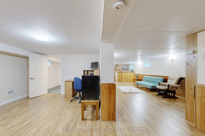 Photo 26 at 855 Zator Avenue, Bay Ridges, Pickering