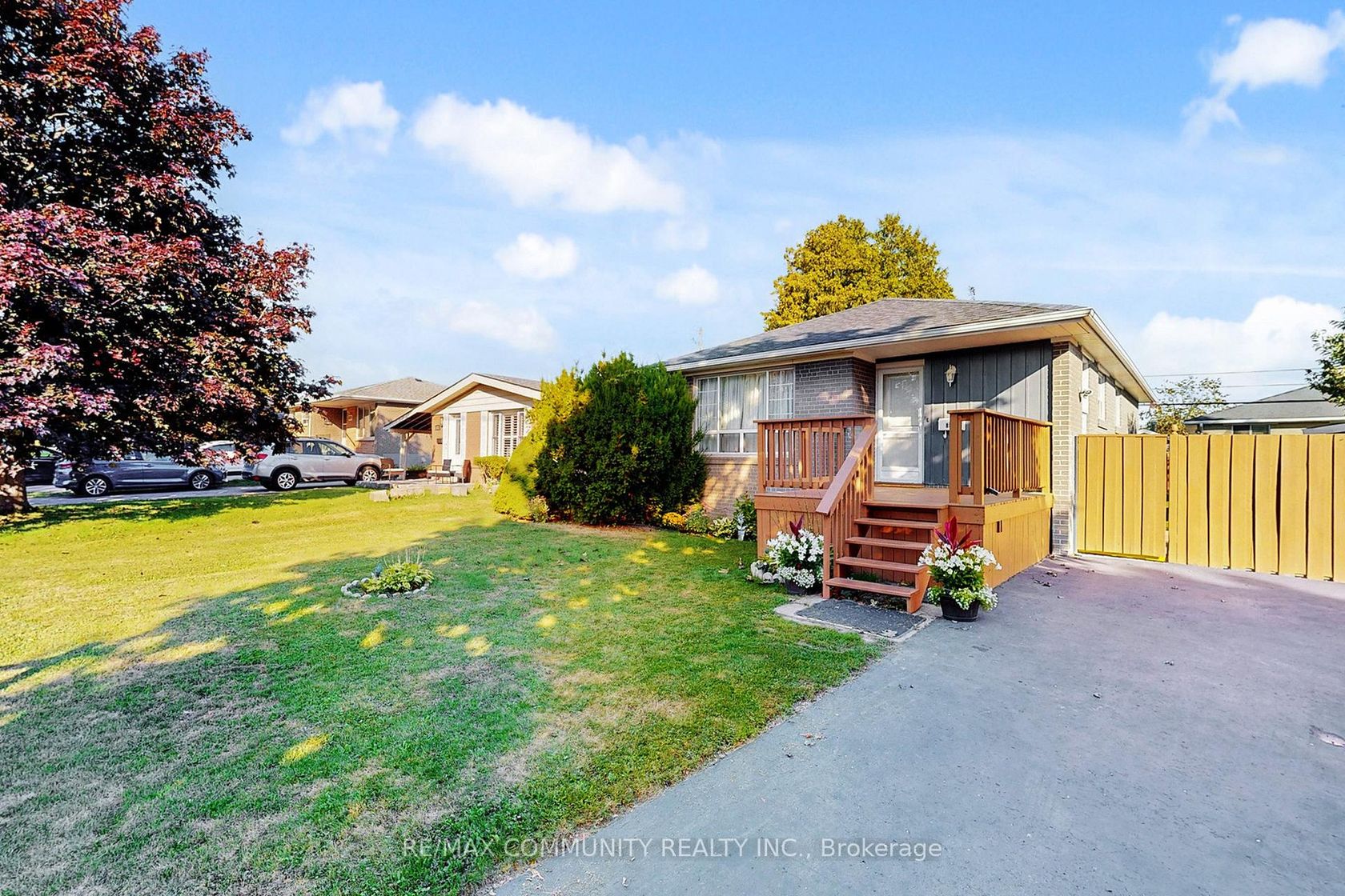855 Zator Avenue, Bay Ridges, Pickering 2