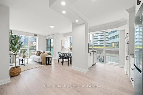 Photo 16 at 506 - 19 Grand Trunk Crescent, Waterfront Communities C1, Toronto