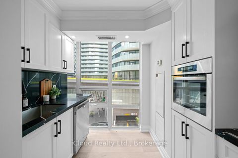 Photo 18 at 506 - 19 Grand Trunk Crescent, Waterfront Communities C1, Toronto