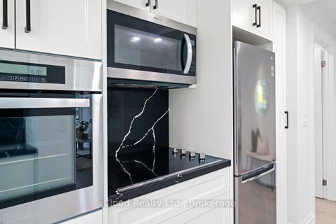 Photo 21 at 506 - 19 Grand Trunk Crescent, Waterfront Communities C1, Toronto