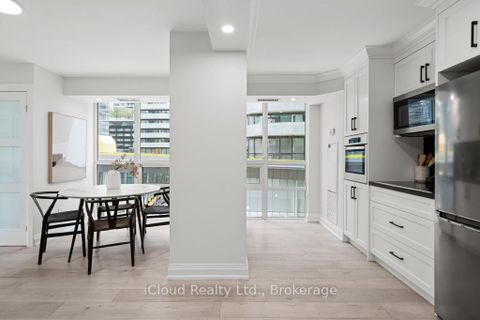 Photo 23 at 506 - 19 Grand Trunk Crescent, Waterfront Communities C1, Toronto