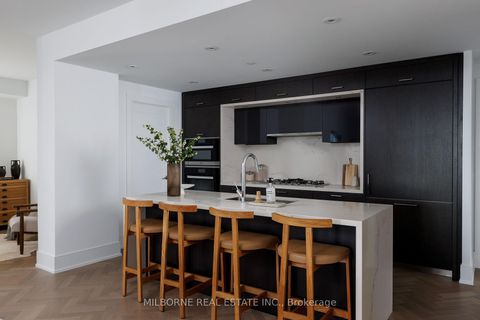 Photo 4 at 907 - 455 Wellington Street W, Waterfront Communities C1, Toronto