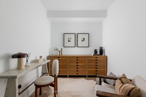 Photo 13 at 907 - 455 Wellington Street W, Waterfront Communities C1, Toronto