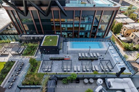 Photo 31 at 907 - 455 Wellington Street W, Waterfront Communities C1, Toronto