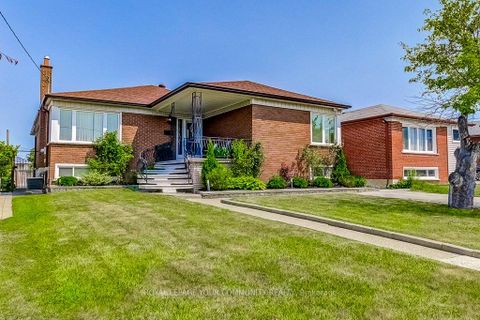 Photo 0 at 52 Whitburn Crescent, CFB, Toronto