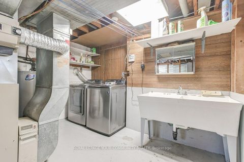 Photo 30 at 52 Whitburn Crescent, CFB, Toronto