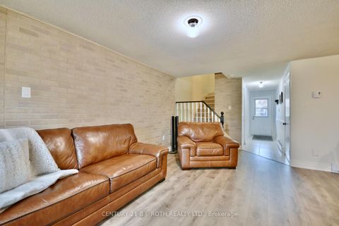 Photo 5 at 11 Pheasant Trail, Ardagh, Barrie