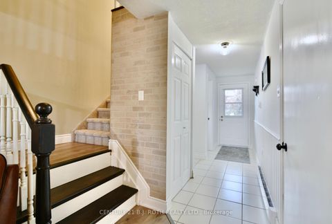 Photo 10 at 11 Pheasant Trail, Ardagh, Barrie