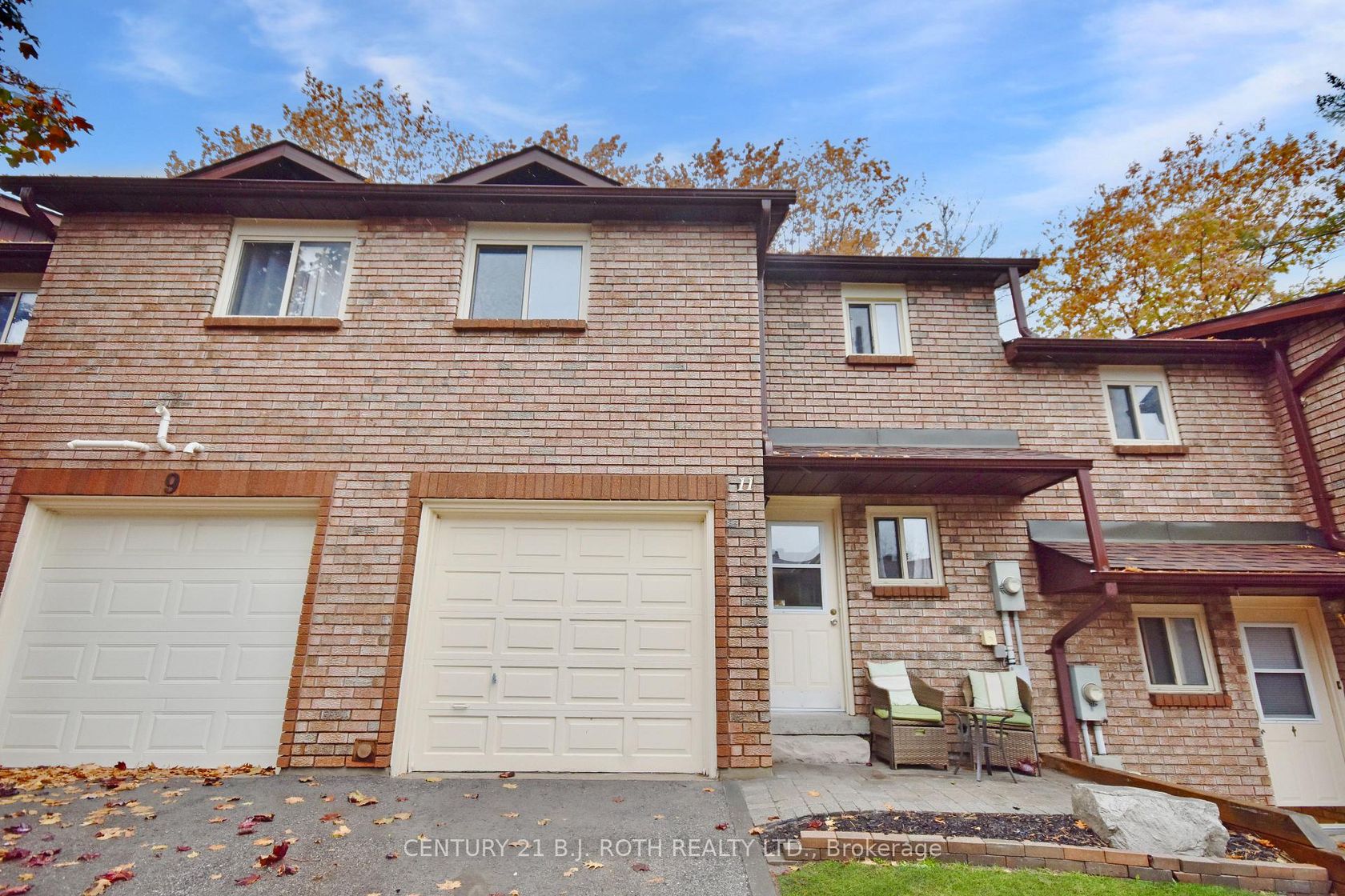 11 Pheasant Trail, Ardagh, Barrie photo number 2
