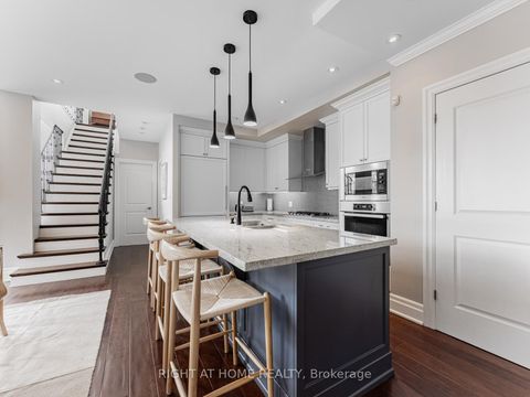 Photo 6 at 204 - 1 Rainsford Road, The Beaches, Toronto